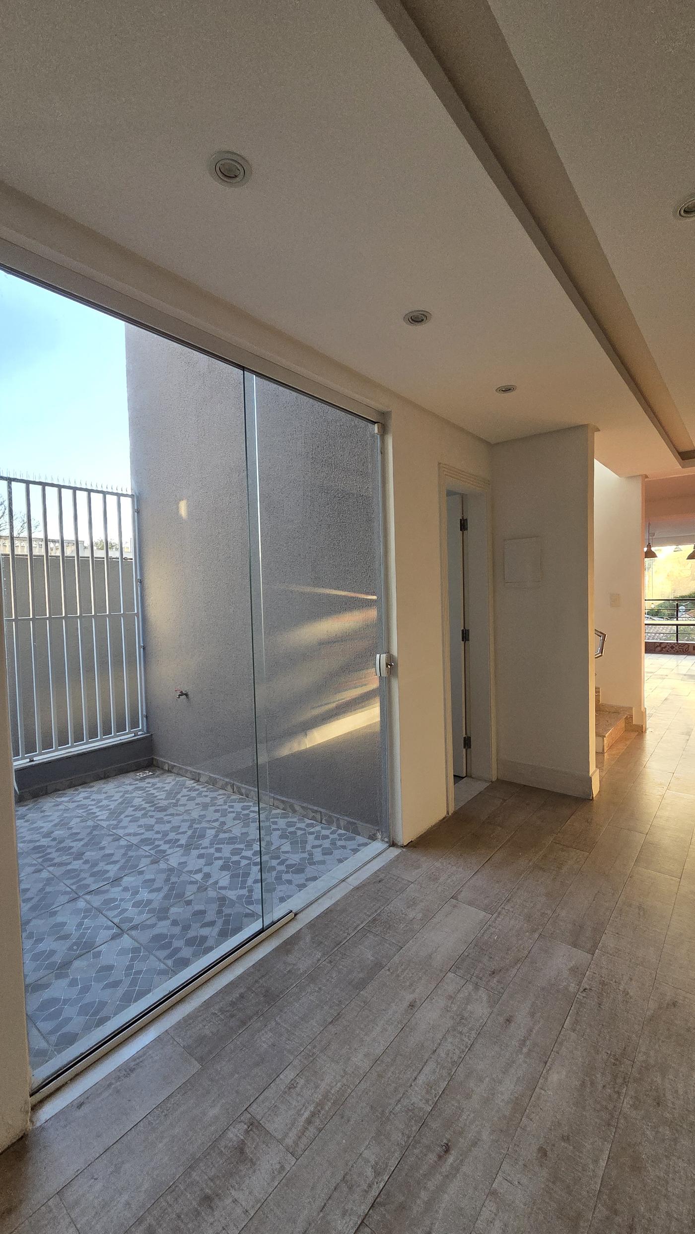 Ambiente do térreo — casa triplex à venda no Ipiranga, Rua Oliveira Melo 482