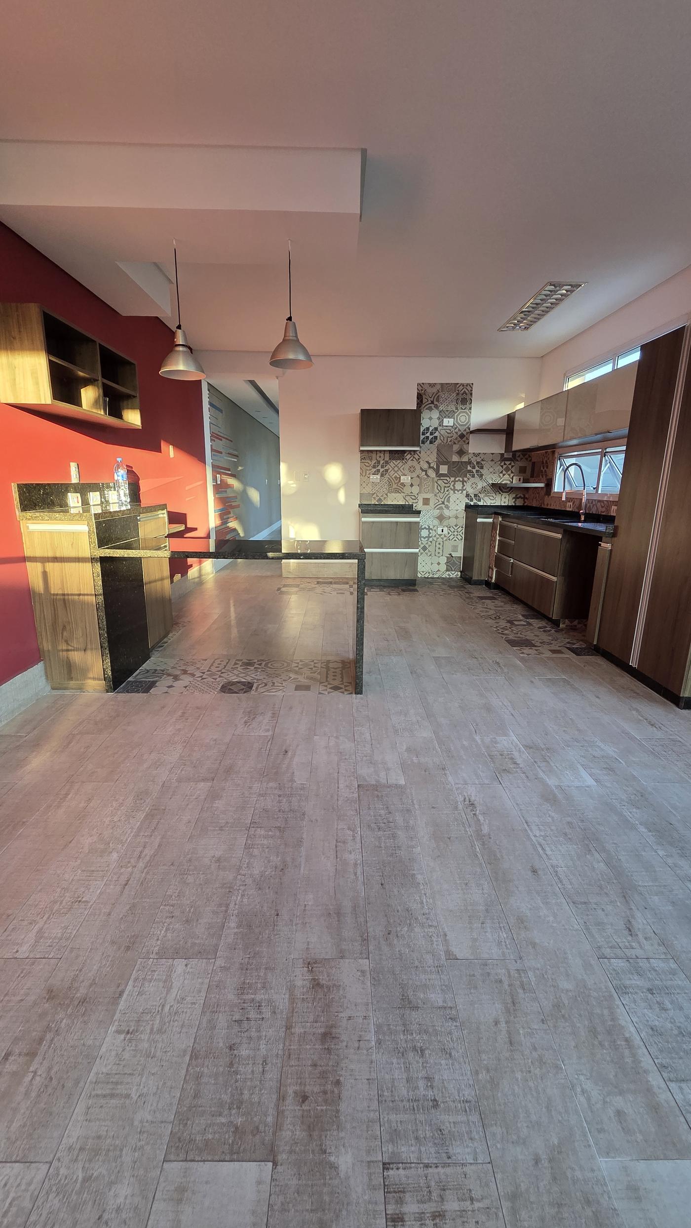 Ambiente do térreo — casa triplex à venda no Ipiranga, Rua Oliveira Melo 482